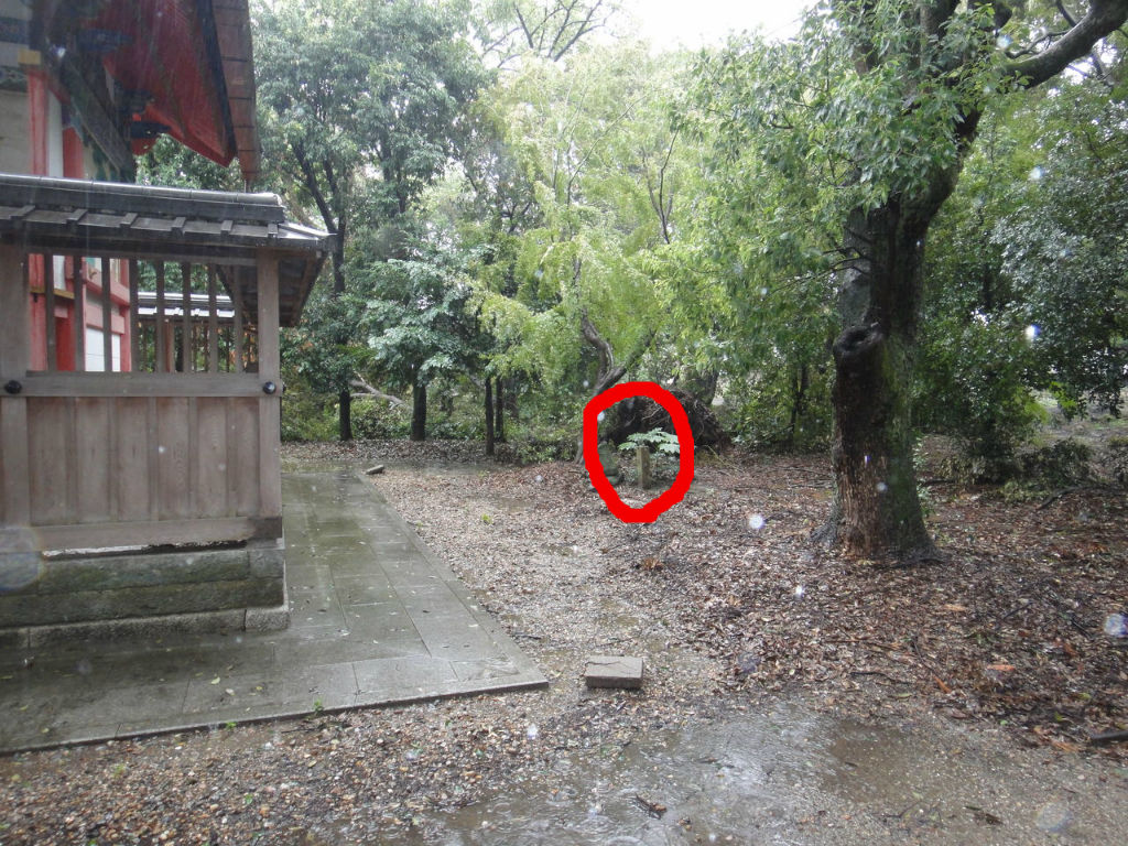 神社に祠を新設する石工事 愛宕山 京都宇治市 石灯篭 とうろう 庭園造園 神社寺院用石製品 墓石の老舗石屋 杉田石材店