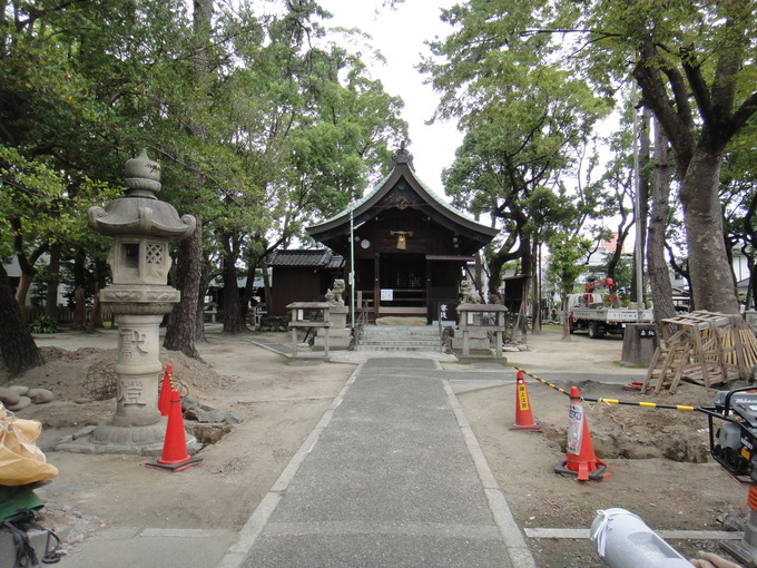 灯篭の移動｜神社