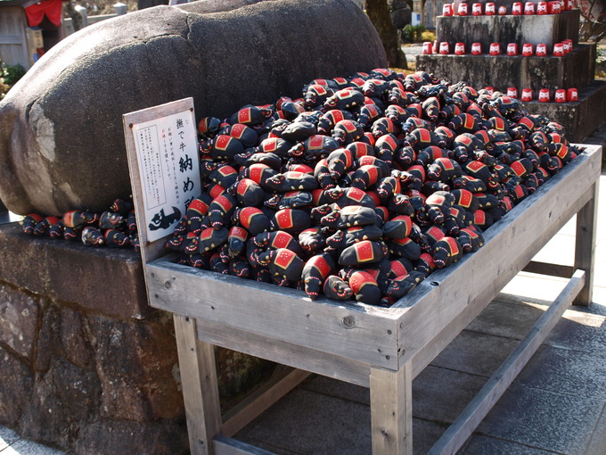 願掛け成就撫で牛納め|岩津天満宮