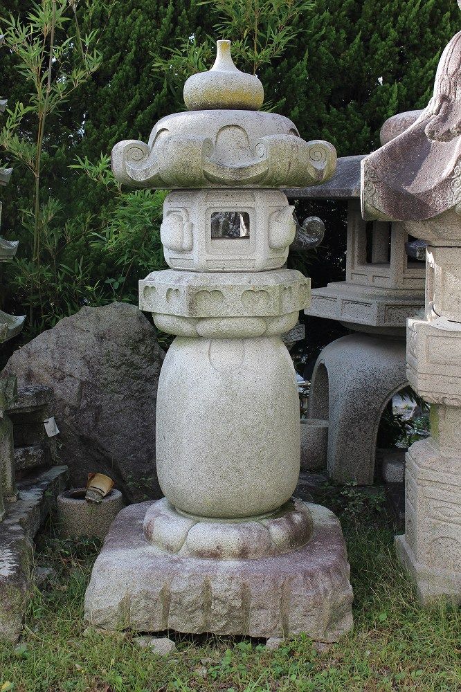 ハートの形がある灯篭禅導寺