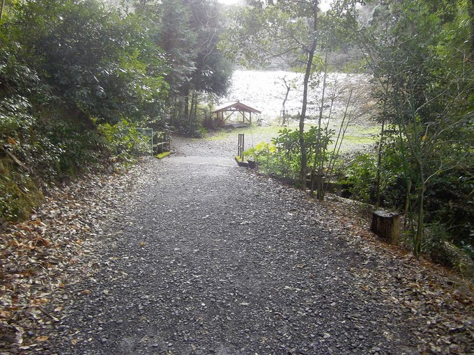 整備前通路　犬山市大縣神社