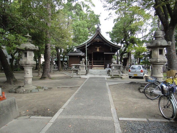 灯篭の移動｜神社