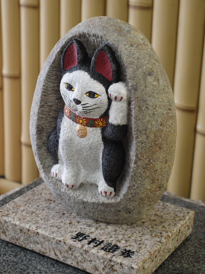 招き猫｜野村証券（白黒猫） (2)