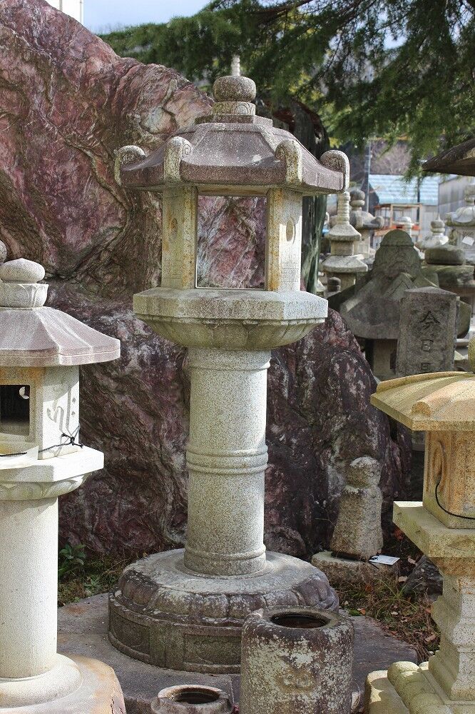 平等院石燈籠