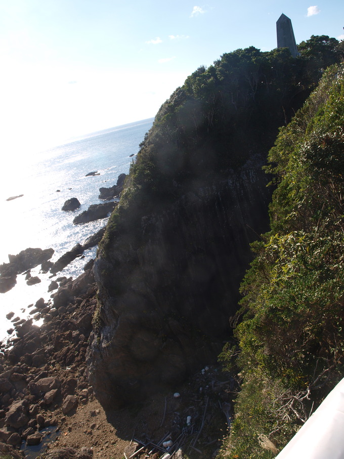 遭難慰霊碑