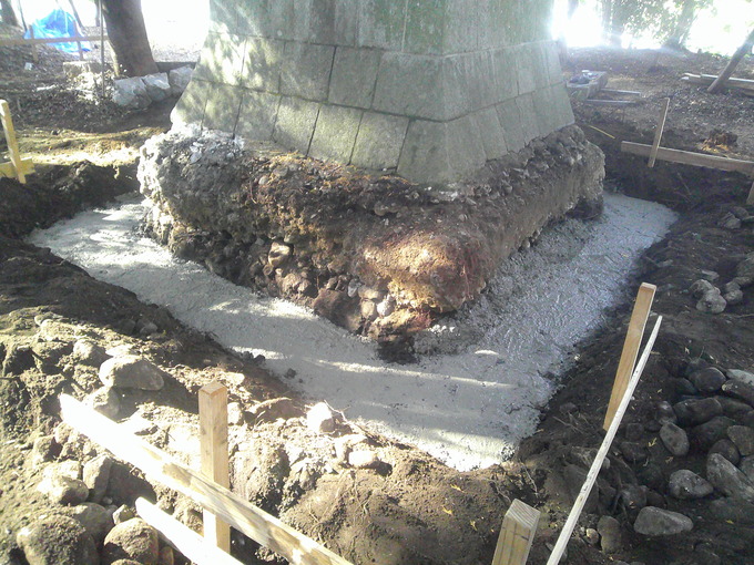 石碑(忠魂碑)の改修工事|三重