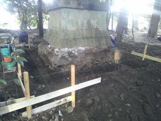 石碑(忠魂碑)の改修工事|三重能褒野神社