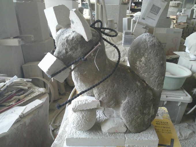 狐の像修復補修｜根津神社｜狐08駒込稲荷