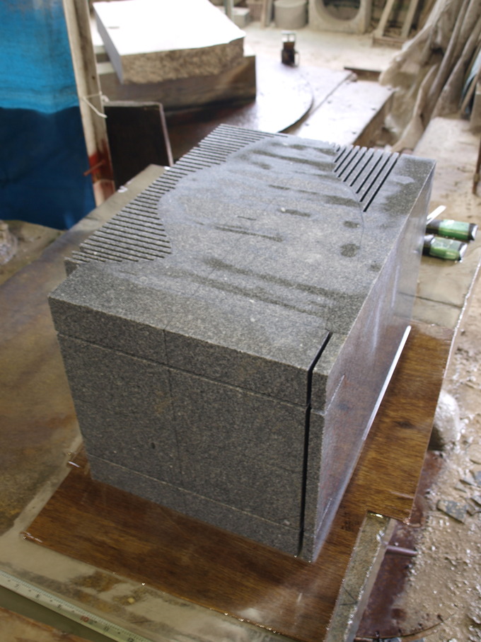 三猿石像制作工程