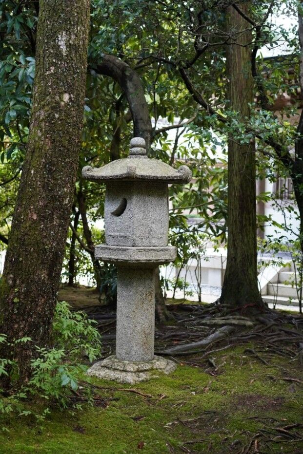 龍安寺灯篭 (1)
