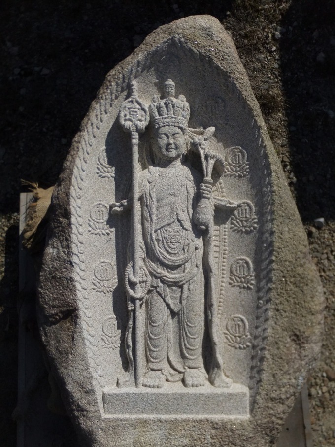 十一面観音（長谷寺式）レリーフ石彫