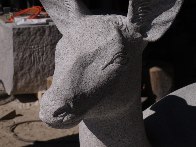 親子なで鹿（砥鹿神社）制作工程｜動物の石像