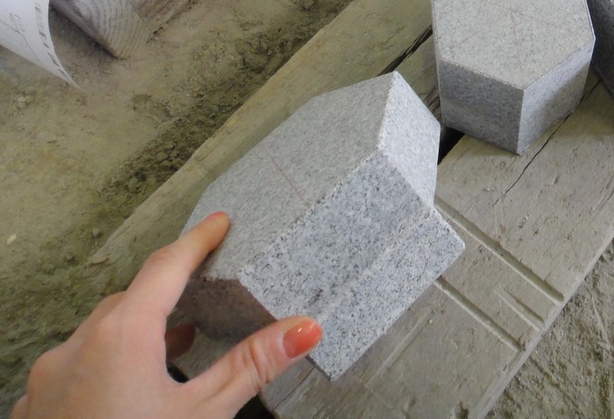 兼六園琴柱製造販売　受一体パーツ切削後