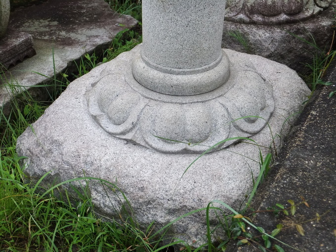 春日灯篭 地輪のサイズ2
