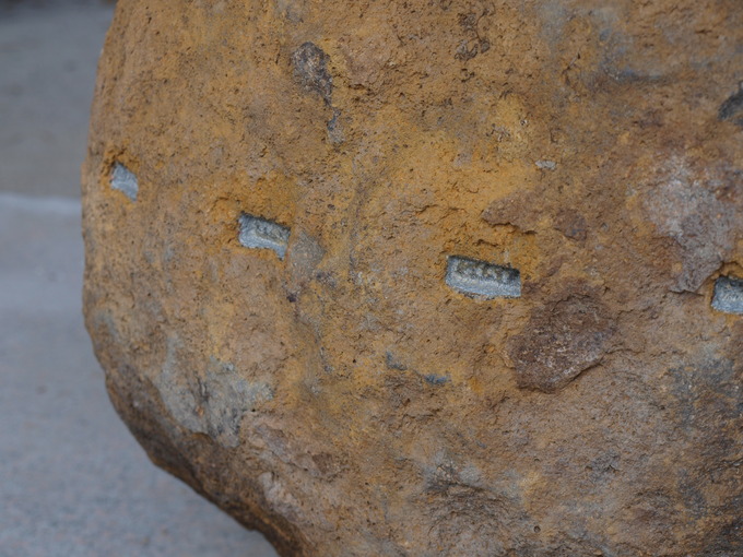 P3044983