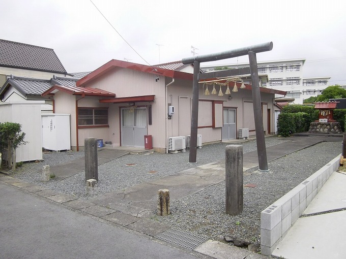 鳥居建て替え（施工前）