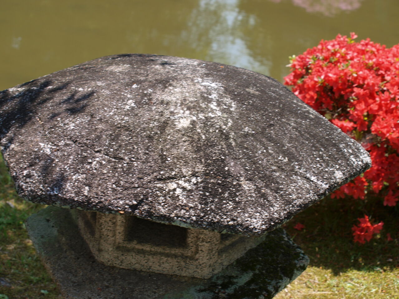 宝珠（玉）のない灯篭｜桂雪見 : 岡崎市 老舗石屋㈱杉田石材店のブログ