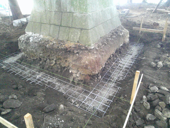 石碑(忠魂碑)の改修工事|三重