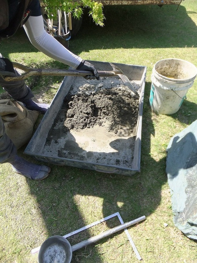 石を設置する方法 石のオブジェ