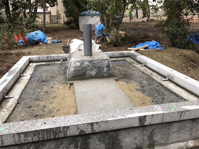 神社のお社石工事　間知石