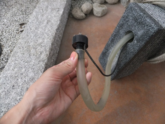 水のオブジェ　循環ミニ滝　ＬＥＤとホース