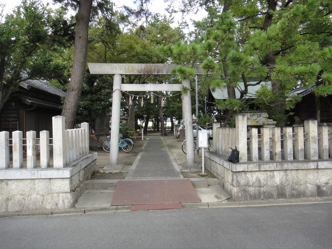 石鳥居傾き直し石工事｜名古屋市稲葉地神明社