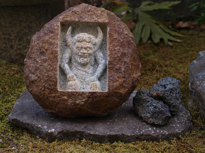 角大師|本鞍馬石石像