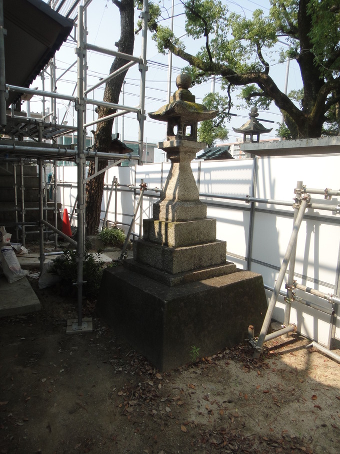 灯篭の移動撤去｜神社