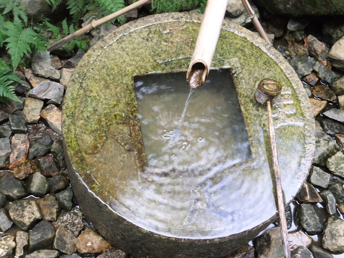 龍安寺知足水鉢