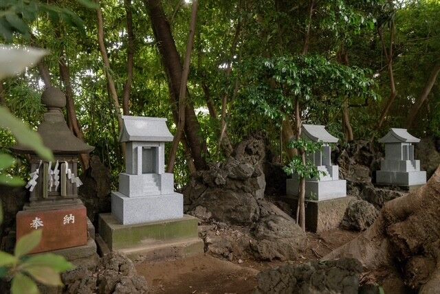 石の祠｜江古田氷川神社