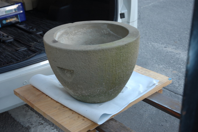 石臼｜新城市玖老勢石（くろぜいし）