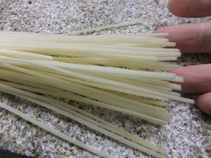 灯篭に火を灯す 灯芯