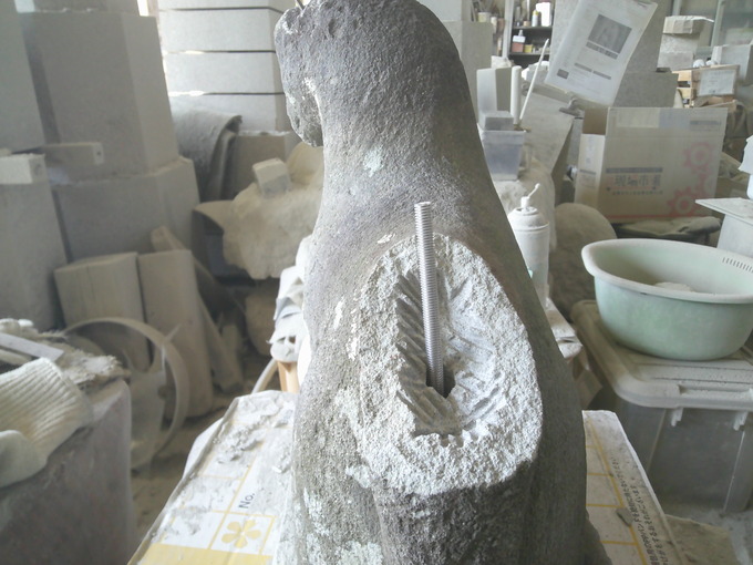 狐の像修復補修｜根津神社｜狐08駒込稲荷