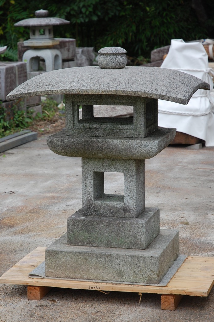 勧修寺2.5尺(岡崎産) 杉田石材店