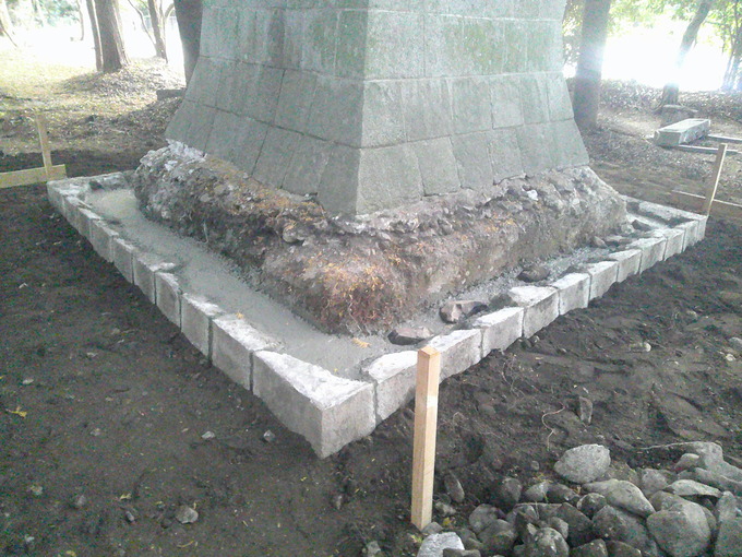 石碑(忠魂碑)の改修工事|三重能褒野神社