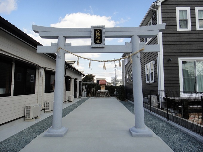 金屋橋八幡神社鳥居