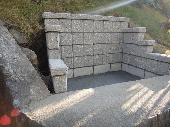 寺標基礎囲いブロック
