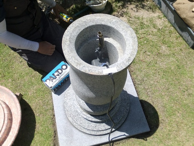 石を設置方法　石のオブジェ