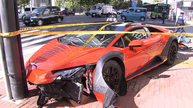東京の交差点での派手な事故！ランボルギーニと軽自動車の衝突、どっちが悪い？大破画像あり