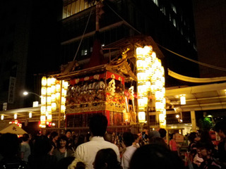 京都祇園祭りへ_03