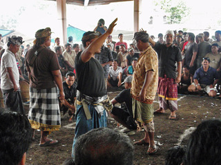 �ߤ�ʤǥХ��硡4-3