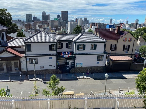 0A8C8421-92E2-4E09-96A9-680C498F5C41