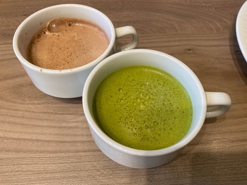 251E4F84-BA32-4A74-A09D-2D1D364AD93F