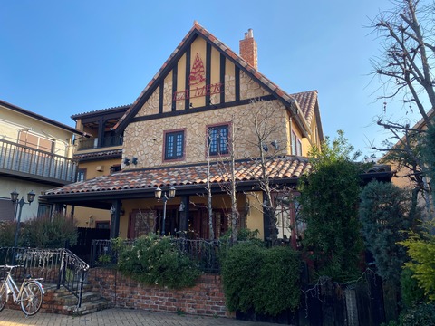 FF263CFE-988E-4093-8C03-F02A3B51F4D7