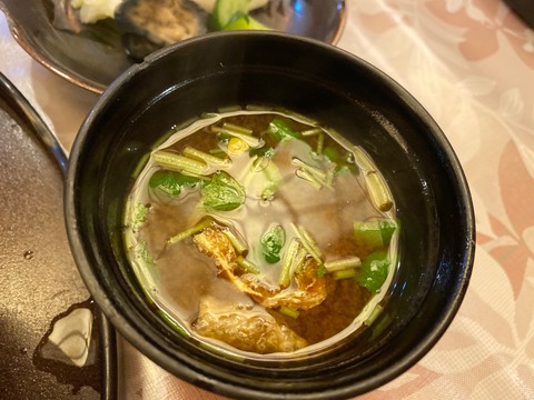 E5C5019A-6E13-472D-B85B-6D0264017955