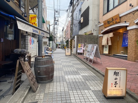 2D64964A-739A-44B3-81C4-C15EE87F3F02