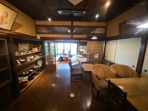 B7656036-8FDE-47EB-96FD-A775F6A78F02