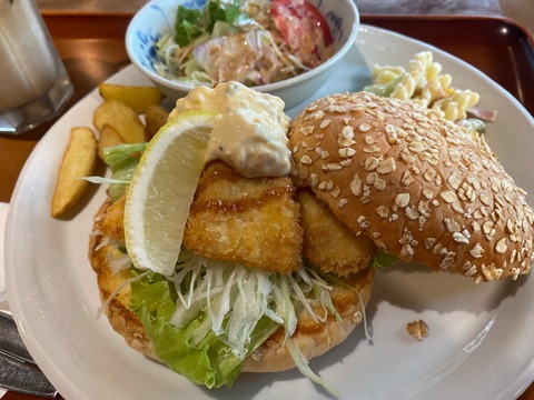 12BB0371-82D2-418C-9DF2-D31DC64FF465