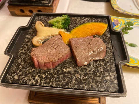 8D1C54DF-1CD7-494D-BA7F-6F677ABEDA38