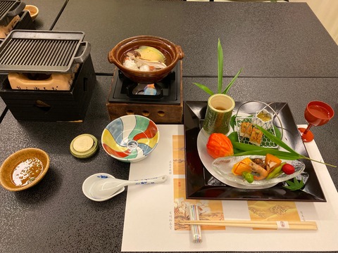 8307D86C-2331-43B5-BCF4-E7A0FA6CB34A